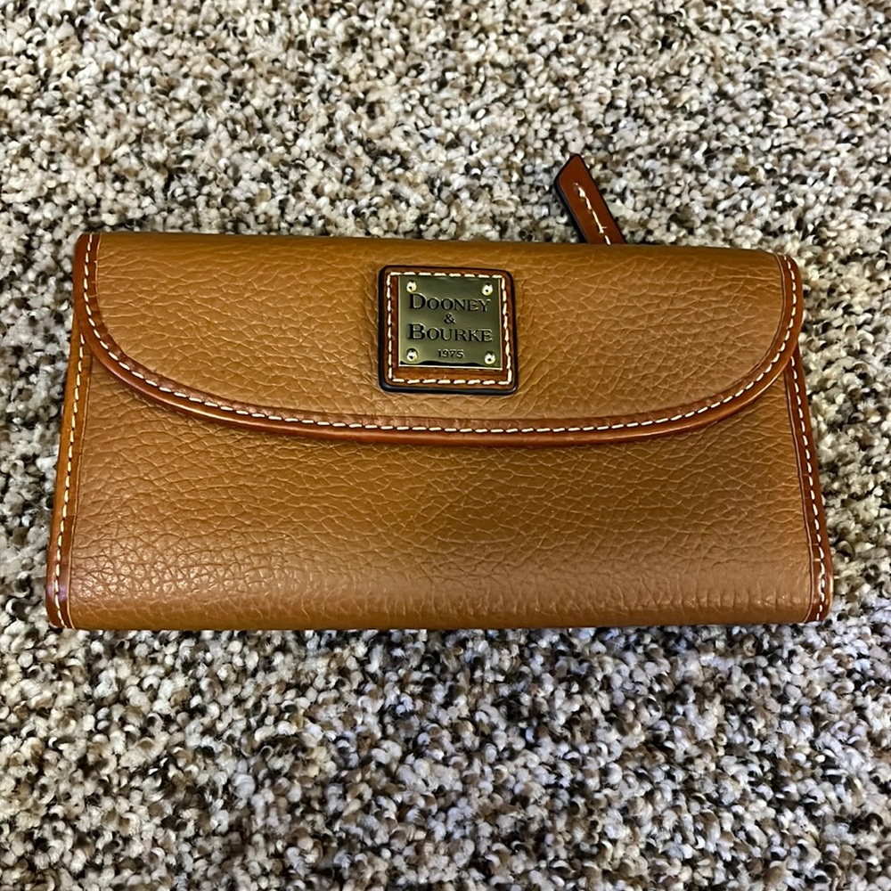 Dooney and Burke tan leather wallet